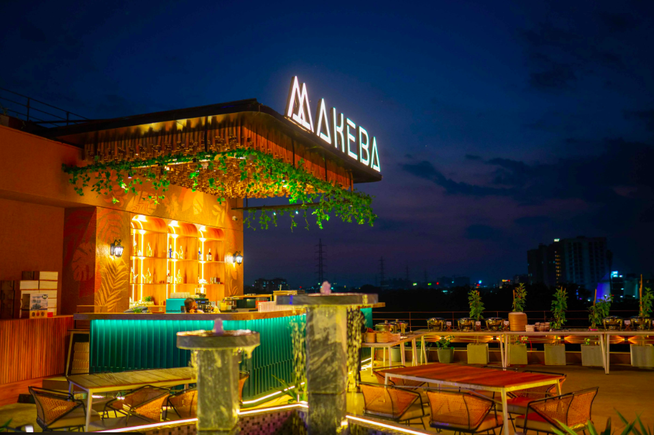 House of Makeba
Fairy Lights & Fine Dining